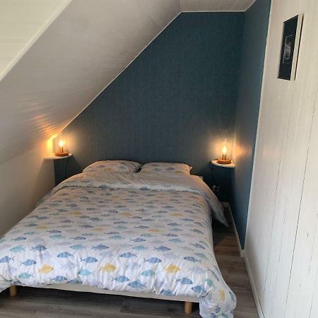 Jolie Maison Au Port De L'Ile Tudy Екстериор снимка