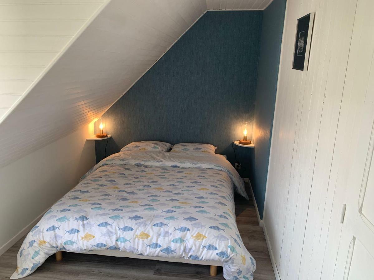 Jolie Maison Au Port De L'Ile Tudy Екстериор снимка